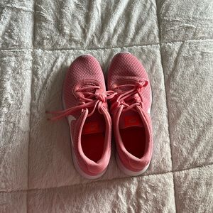 nike running shoes Size 10